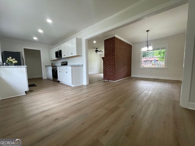 90 Cedar Street, Woodbury, GA 30293