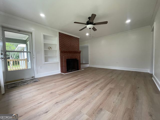 90 Cedar Street, Woodbury, GA 30293