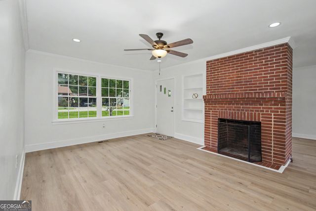 90 Cedar Street, Woodbury, GA 30293