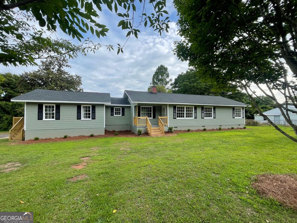 90 Cedar Street, Woodbury, GA 30293