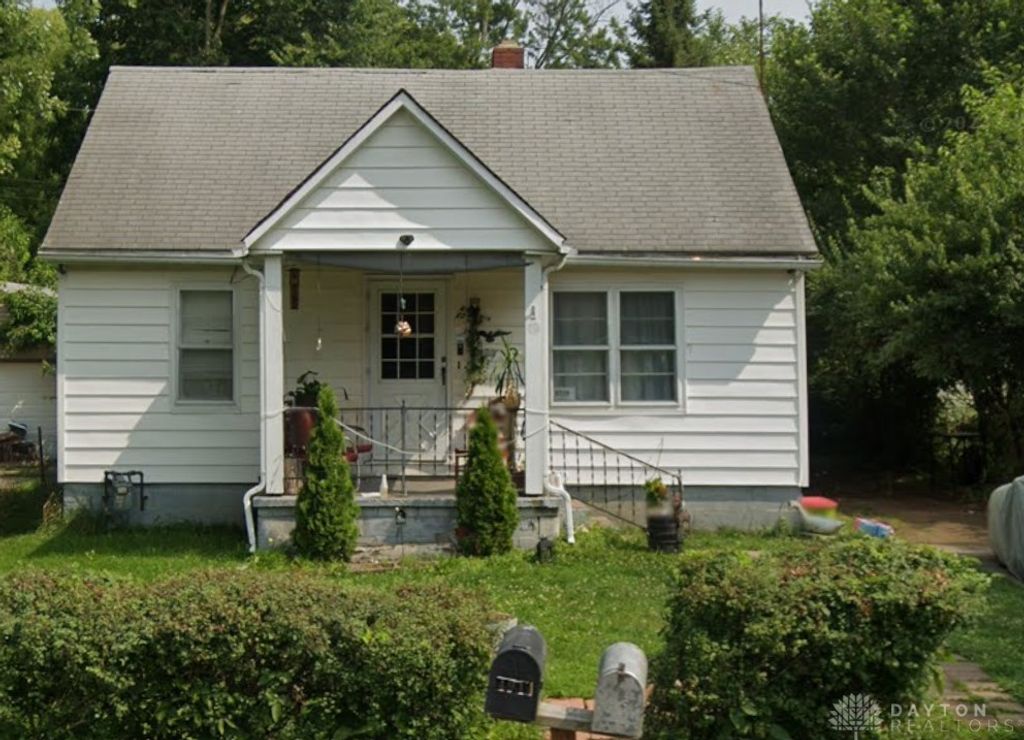 4913 Genesee Avenue, Dayton, OH 45406