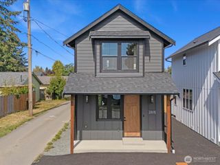 2815 25th Street #C, Everett, WA 98201