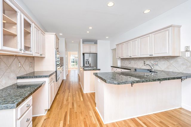 3930 Colonel Vanderhorst Circle, Mount Pleasant, SC 29466