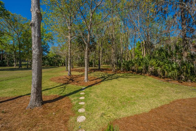 3930 Colonel Vanderhorst Circle, Mount Pleasant, SC 29466