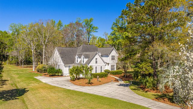 3930 Colonel Vanderhorst Circle, Mount Pleasant, SC 29466