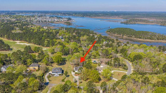 3930 Colonel Vanderhorst Circle, Mount Pleasant, SC 29466