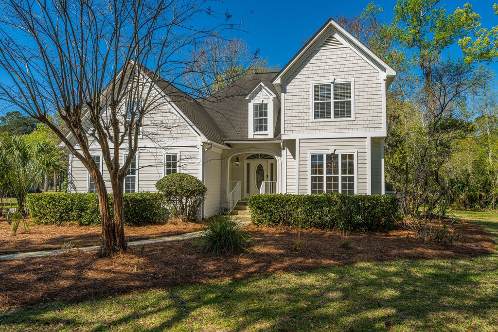 3930 Colonel Vanderhorst Circle, Mount Pleasant, SC 29466