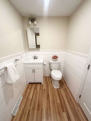 154 Heritage Drive 154, Tewksbury, MA 01876