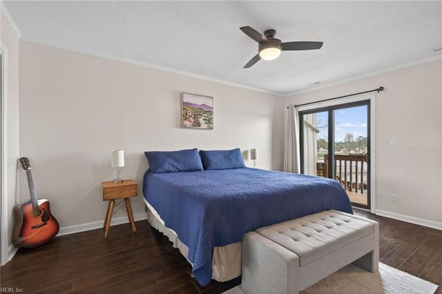 42 Sandie Point LN, Portsmouth, VA 23701