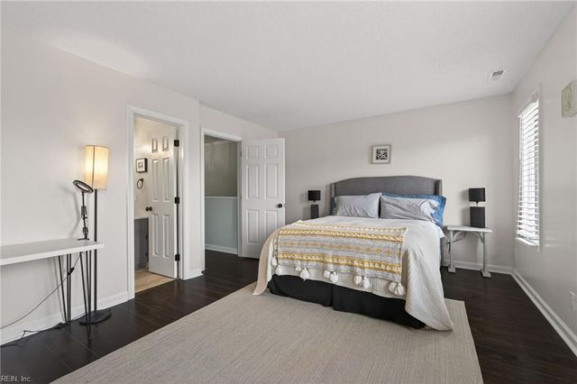 42 Sandie Point LN, Portsmouth, VA 23701