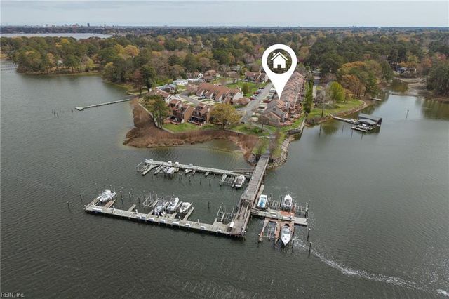 42 Sandie Point LN, Portsmouth, VA 23701