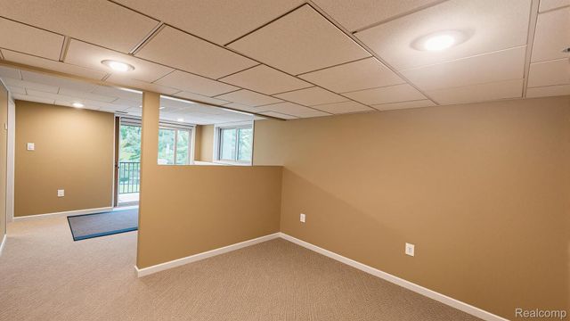 9929 Sienna Court, Hamburg Township, MI 48169