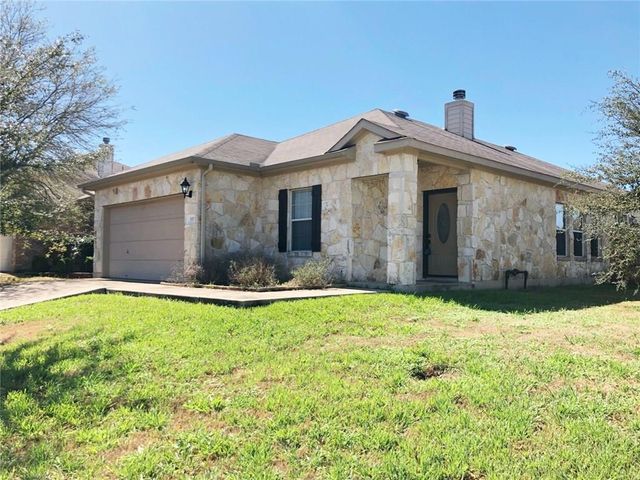 300 Golden Eagle LN, Leander, TX 78641