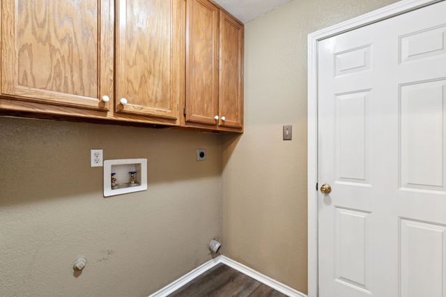 2316 Park Row, Mckinney, TX 75072