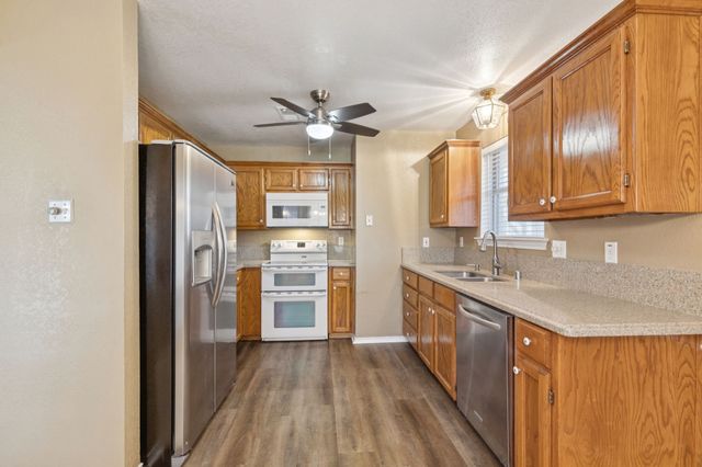 2316 Park Row, Mckinney, TX 75072