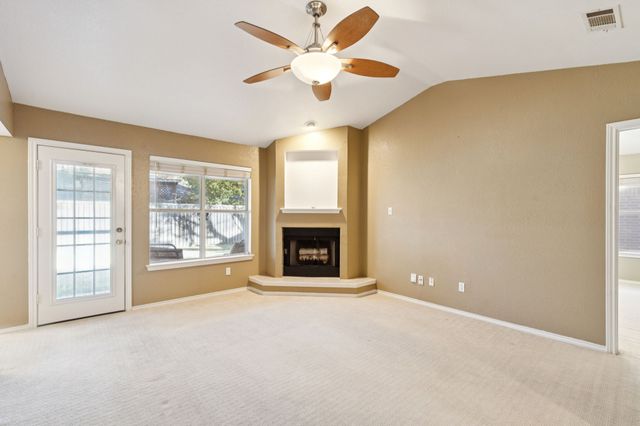 2316 Park Row, Mckinney, TX 75072