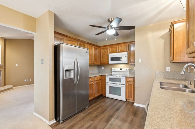 2316 Park Row, Mckinney, TX 75072