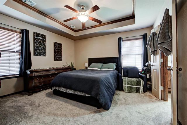 4233 Notting Hill Drive, Moore, OK 73160