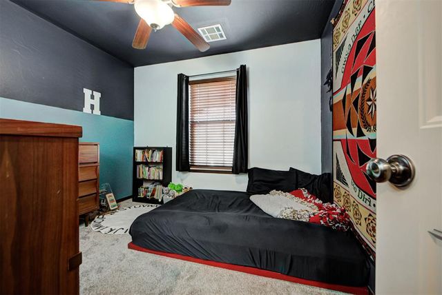 4233 Notting Hill Drive, Moore, OK 73160