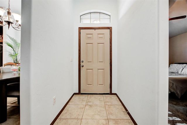 4233 Notting Hill Drive, Moore, OK 73160