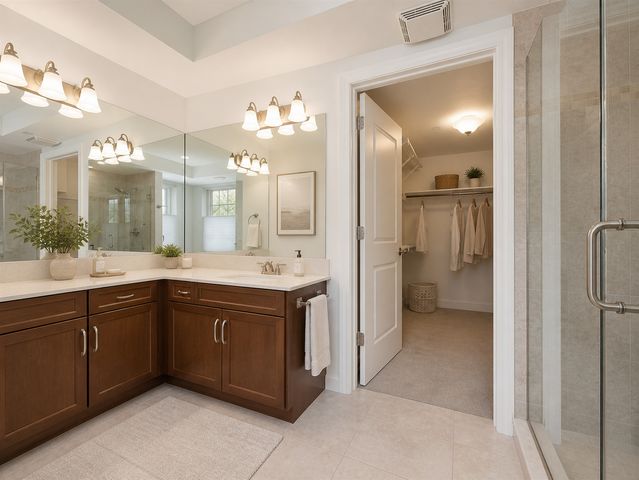 10 E Burlington Street 2J, Riverside, IL 60546