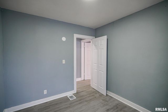 2418 W ANTOINETTE Street, Peoria, IL 61605