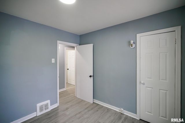 2418 W ANTOINETTE Street, Peoria, IL 61605