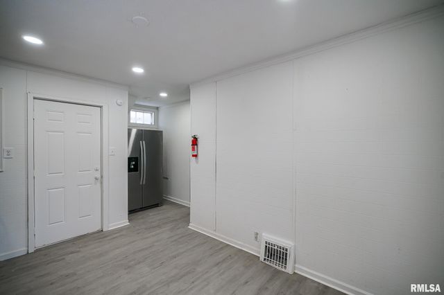 2418 W ANTOINETTE Street, Peoria, IL 61605