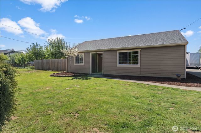 3216 92nd Street E, Tacoma, WA 98446