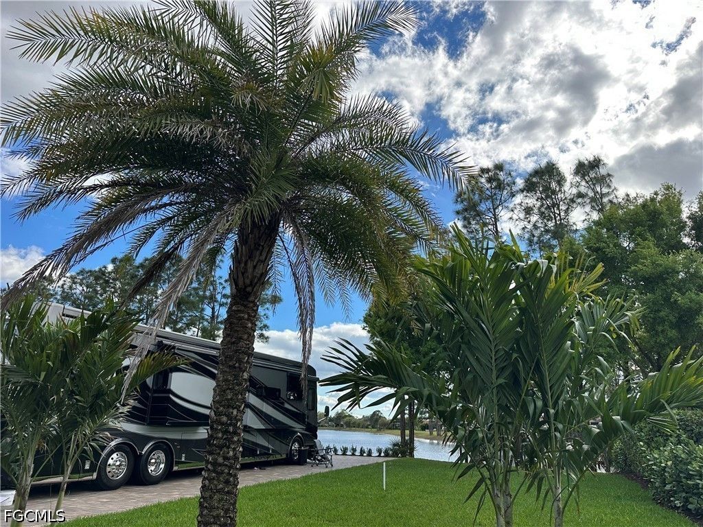 13881 Golden Palms CIR, Fort Myers, FL 33913