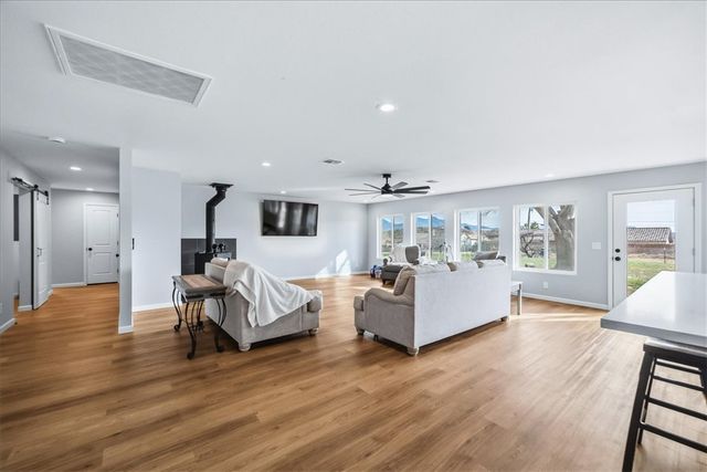 630 Shadow Mountain Drive, Kingman, AZ 86409