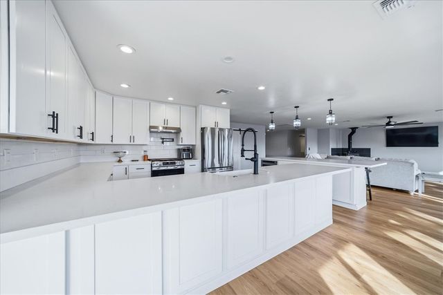 630 Shadow Mountain Drive, Kingman, AZ 86409