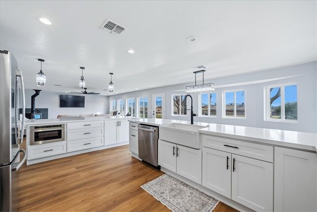 630 Shadow Mountain Drive, Kingman, AZ 86409