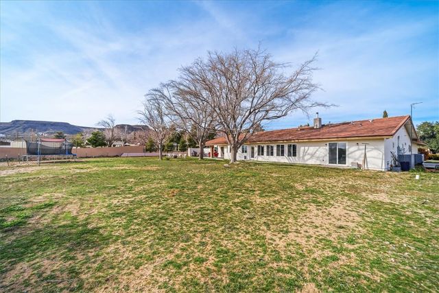 630 Shadow Mountain Drive, Kingman, AZ 86409