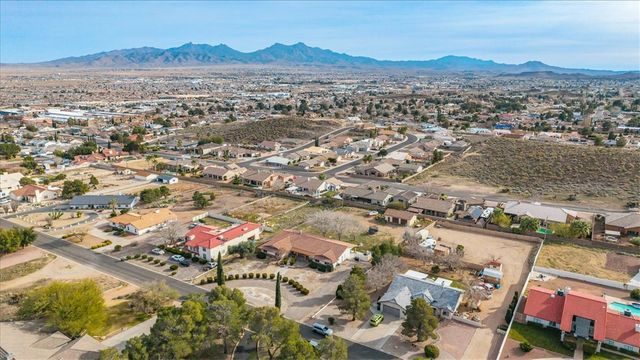 630 Shadow Mountain Drive, Kingman, AZ 86409