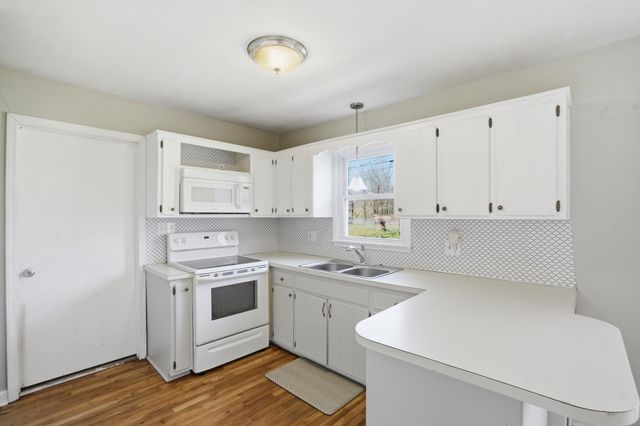 1712 Clearwater Circle, Ozark, MO 65721