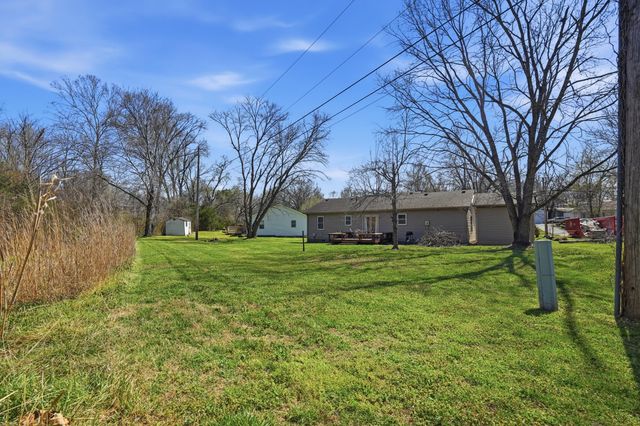 1712 Clearwater Circle, Ozark, MO 65721
