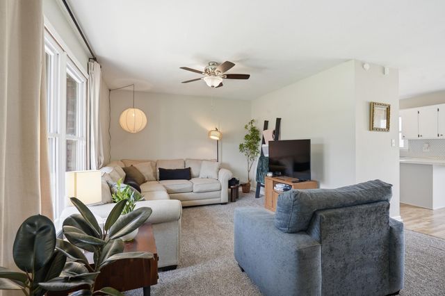 1712 Clearwater Circle, Ozark, MO 65721