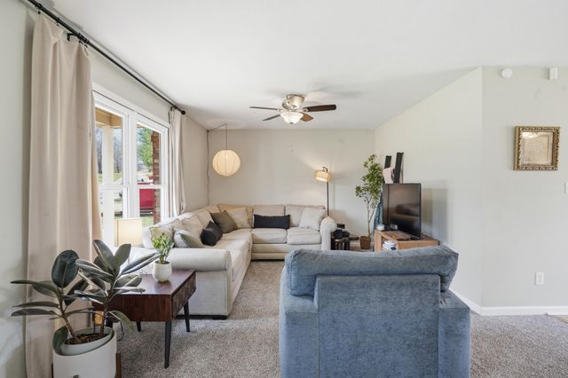 1712 Clearwater Circle, Ozark, MO 65721