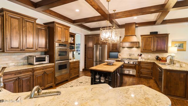 370 Lake Dornoch Drive, Pinehurst, NC 28374