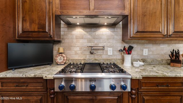 370 Lake Dornoch Drive, Pinehurst, NC 28374