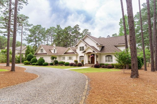 370 Lake Dornoch Drive, Pinehurst, NC 28374