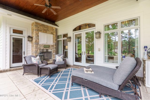 370 Lake Dornoch Drive, Pinehurst, NC 28374