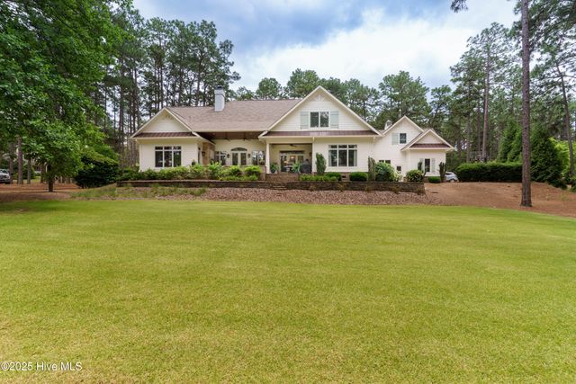 370 Lake Dornoch Drive, Pinehurst, NC 28374