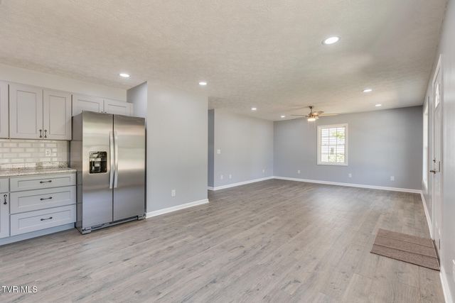 104 Woodmont Avenue, Kingsport, TN 37660