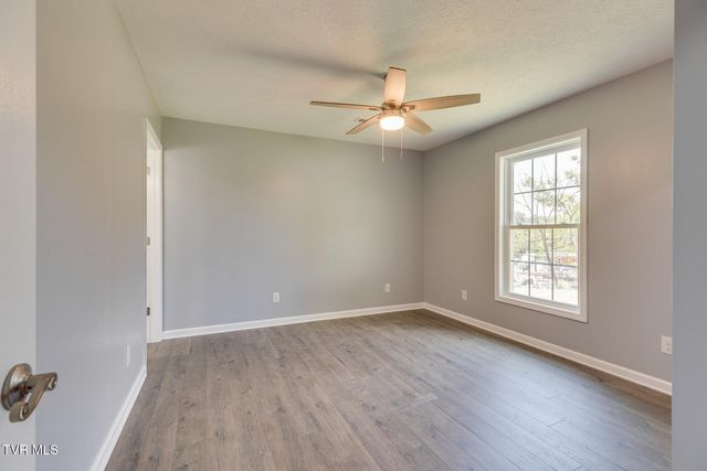 104 Woodmont Avenue, Kingsport, TN 37660