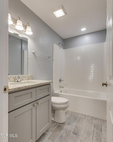 104 Woodmont Avenue, Kingsport, TN 37660