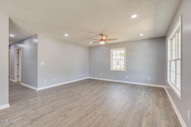 104 Woodmont Avenue, Kingsport, TN 37660