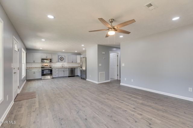 104 Woodmont Avenue, Kingsport, TN 37660