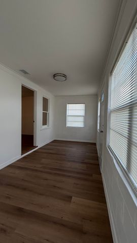 1601 N 17th Street, Fort Pierce, FL 34950